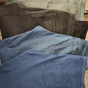 4x Uniqlo Stretch denim 33-34